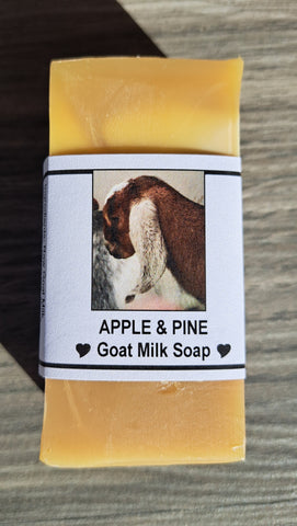 Apple & Pine Bar